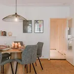 Gezellig Familie-appartement Voor 4 Vlak Bij Dijk Apartamento