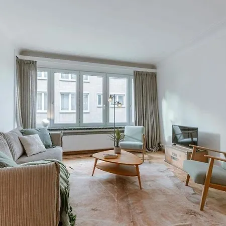 Gezellig Familie-appartement Voor 4 Vlak Bij Dijk 公寓